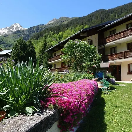 6 Pers. Au Pied Des Pistes, Balcon Sud, Parking, Ski, Randonnees - Areches, 2 Etoiles - Fr-1-342-190 * Beaufort (Savoie)